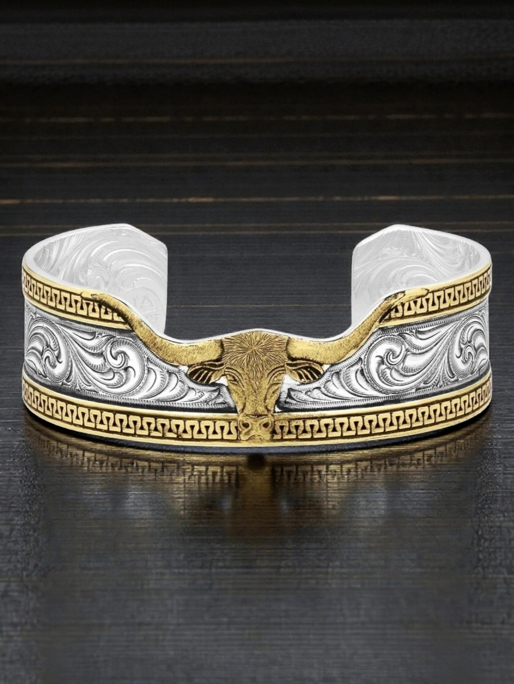 Montana Silversmiths Fine Silver Carved Longhorn Cuff‎ Bracelet Retail $95 - NEW